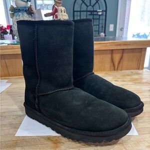 Ugg classic short black boot. Size 9